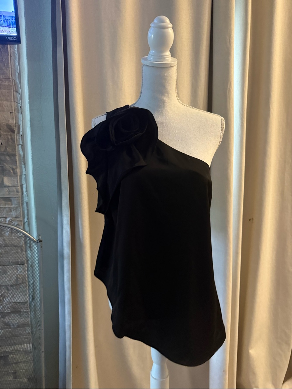 Asymmetric One-Shoulder Black Floral Applique Blouse